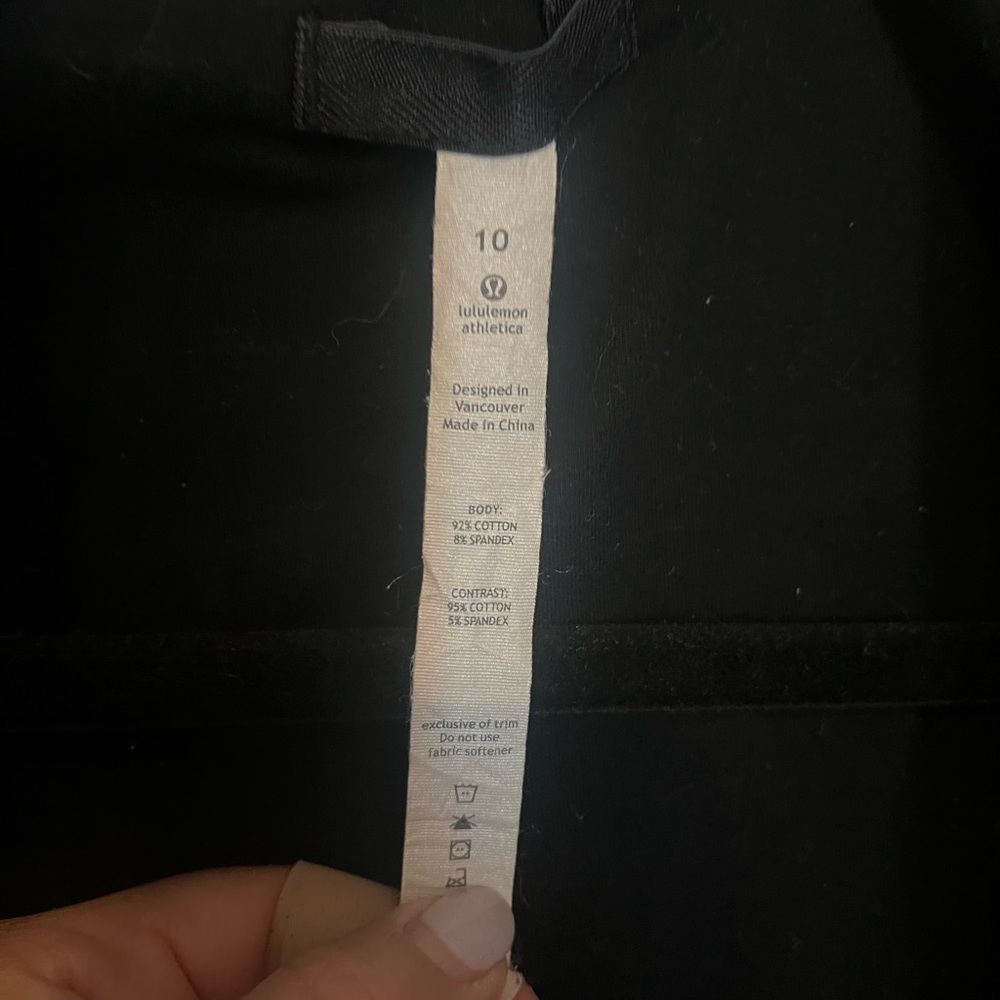 Lululemon jacket - Picture 2 of 4